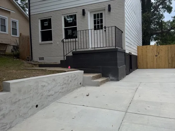 5707 Davey St, Capitol Heights, MD 20743