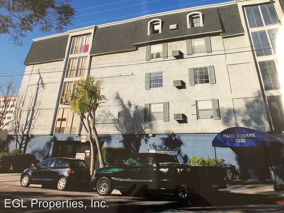 1st image of 1330 N Bush St APT 34