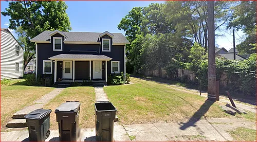 118 Saint Paul Pl Photo 1