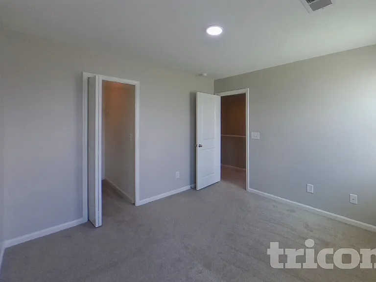 656 McCormick Ln — Photo 14