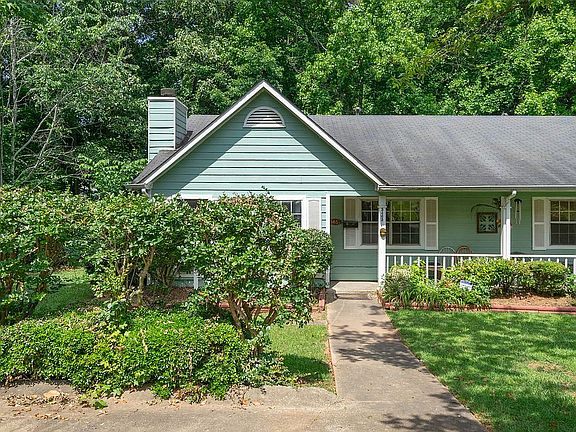 2nd image of 5465 Glen Haven Dr