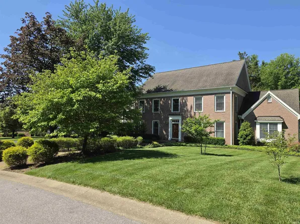 8310 Remington Dr, Evansville, IN 47711