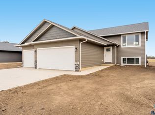 220 N Everest Ave, Tea, SD 57064