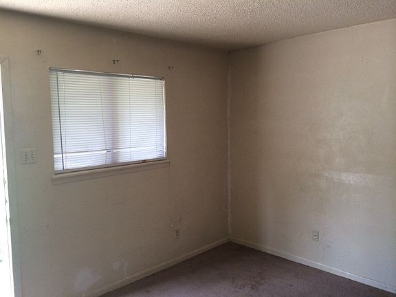 2nd image of 1404 N 18th St APT 6