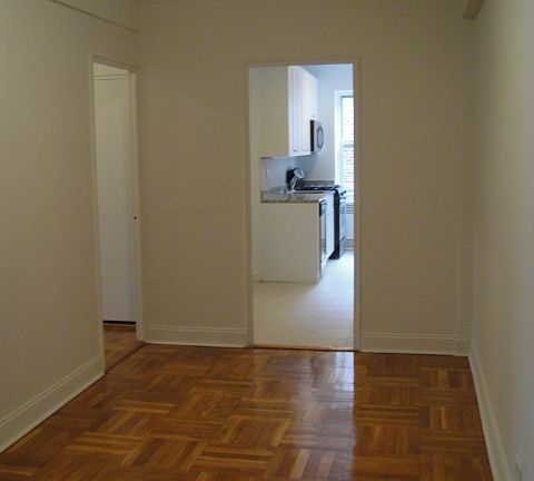 5th image of 10106 67th Dr APT 5E