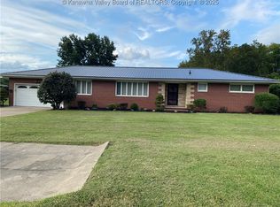 1009 22nd St, Point Pleasant, WV 25550