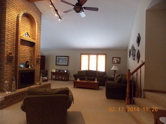 3rd image of 8536 Monaghan Dr