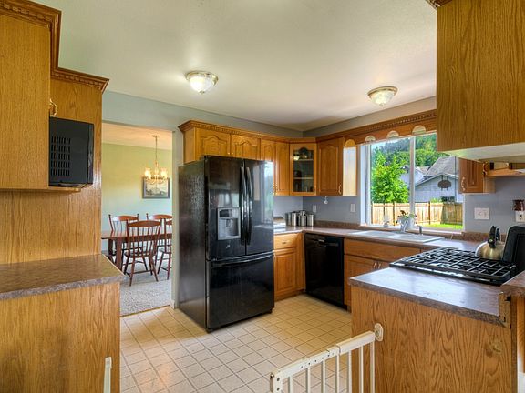 5th image of 1816 12th Ave SE