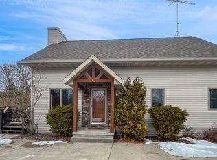 N7586 Walleye Run, Crivitz, WI 54114