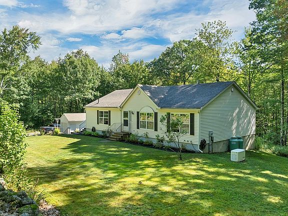 2nd image of 80 Quaker Road