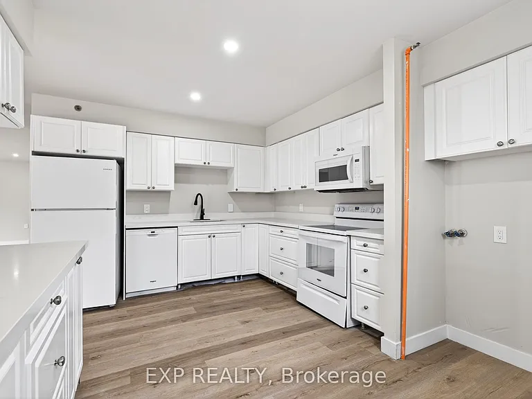 263 Anne St N #1 — Photo 9