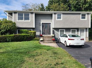 187 Carroll St, Port Jefferson Station, NY 11776