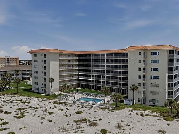 3rd image of 1150 TARPON CENTER DRIVE #304