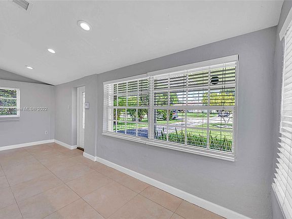 5th image of 1440 NE 176th St