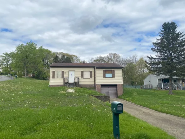 101 Dolomite Dr, Monroeville, PA 15146