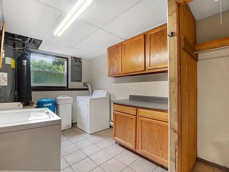 5131 Lakewind Dr #1 — Photo 14