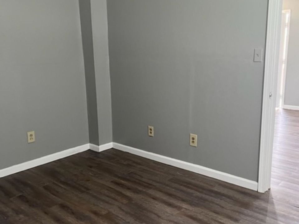 311 Market St Somerville, TN Zillow