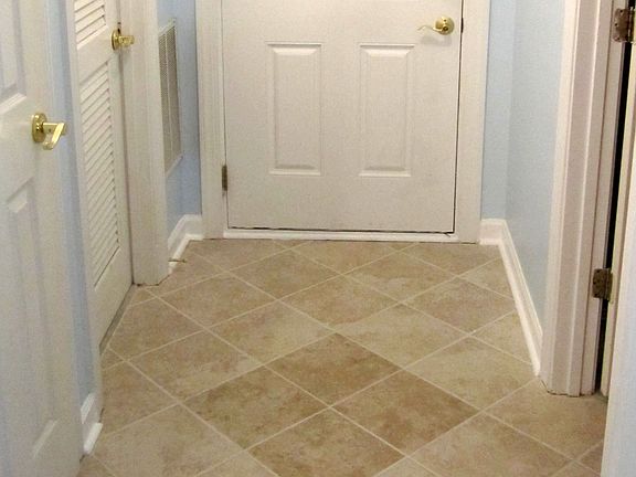 2nd image of 8115 Lacy Dr APT 145
