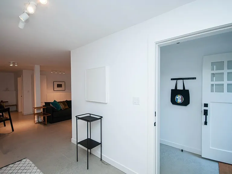 563 Union St #2 — Photo 3