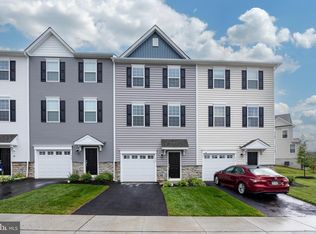 412 Ridgewood Dr, Royersford, PA 19468