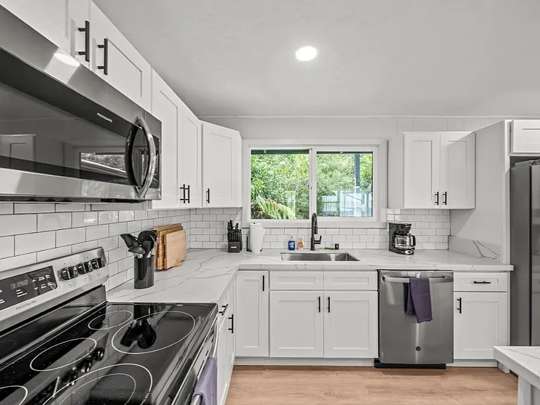 152 Kapaka St #A — Photo 23