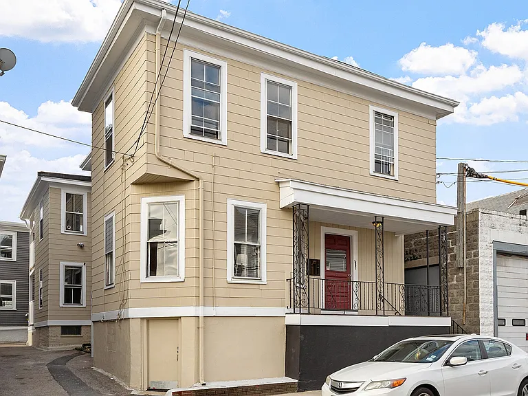 54 Bonair St #1B — Photo 17
