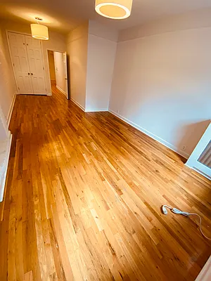 Rented by Metropolis Real Estate of Manhattan | media 26