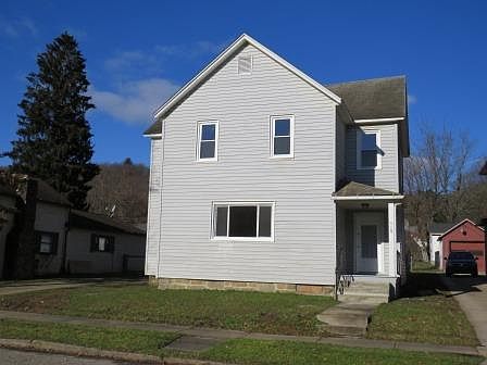 1st image of 518 E Spruce St