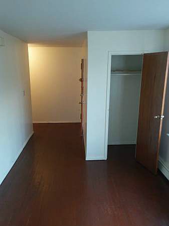 2nd image of 1109 E 93rd St APT 2