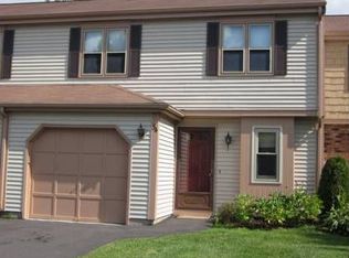 34 Butternut Ln, Rocky Hill, CT 06067