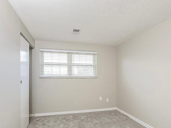 3rd image of 1764 Valleywood Ct