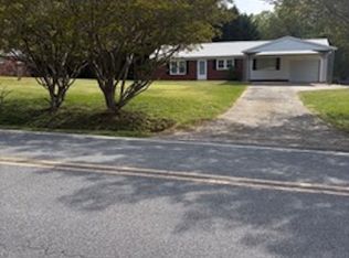 235 Hill Rd, Lincolnton, NC 28092