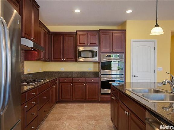 4th image of 1064 Porthill Ln