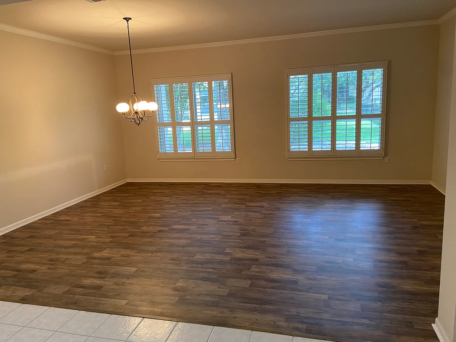 3 bed, 2.5 bath, 2046 sqft, $2,800 — Photo 2