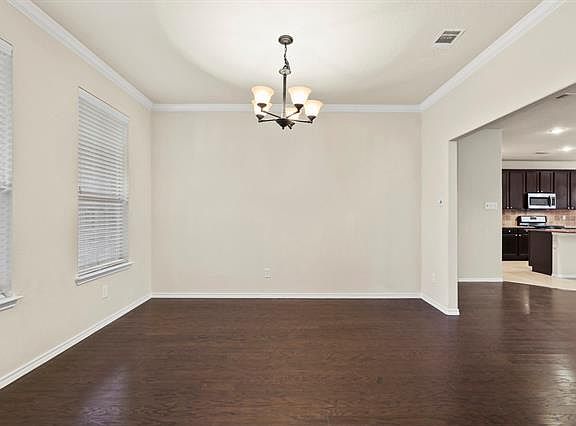 5th image of 1000 Hayden Ln