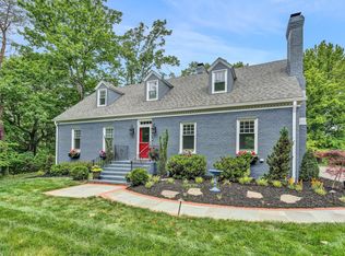 3176 W Ridge Rd SW, Roanoke, VA 24014