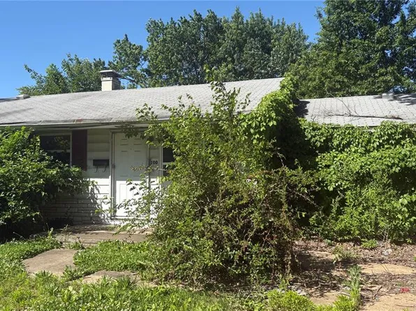 100 McAlpine Dr, Saint Louis, MO 63137
