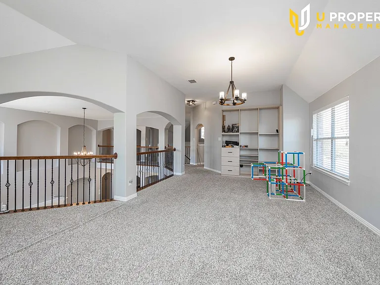 1687 Sandstone Dr — Photo 37