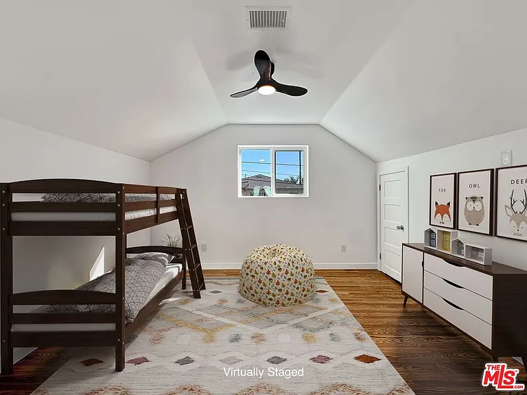 5930 Willoughby Ave — Photo 19