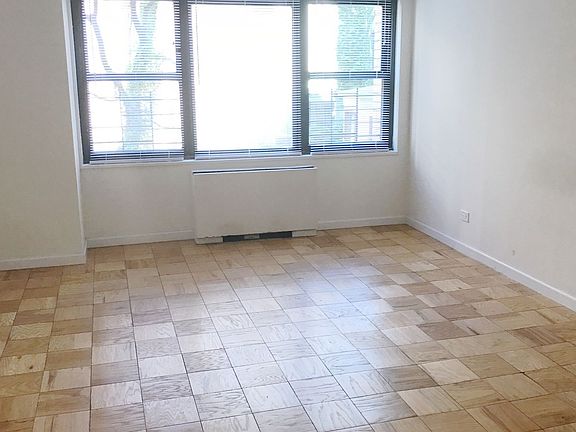 4th image of 560 3rd Ave #2B