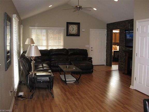 5th image of 5193 Nashua Dr #29