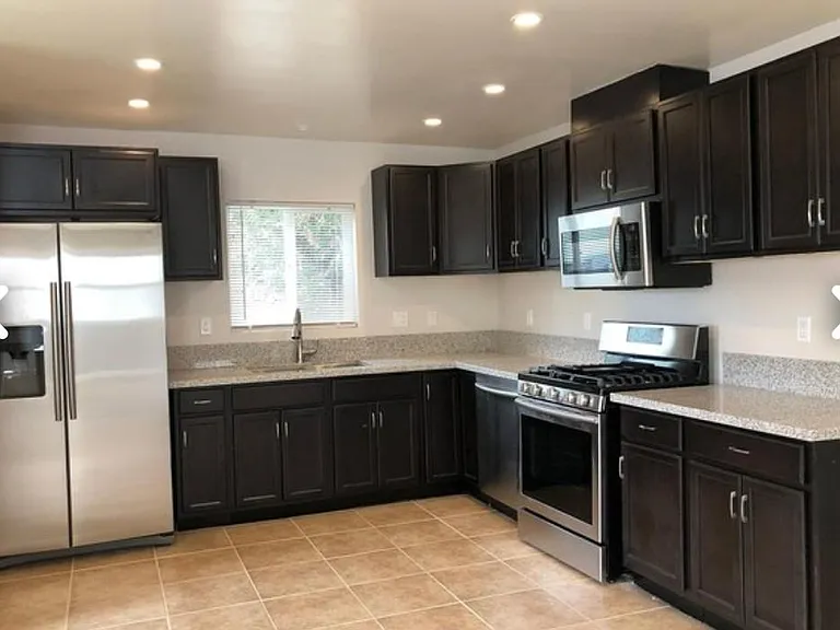17411 W Haynes St — Photo 6