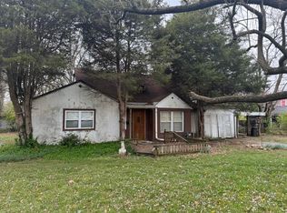 1008 Frisco St, Monett, MO 65708