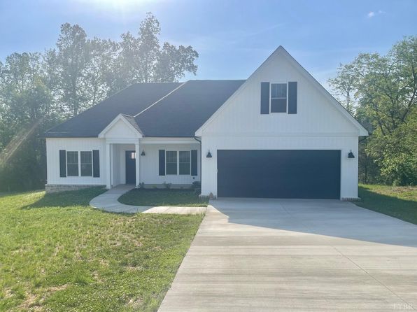 1051 Wills Way, Forest, VA 24551