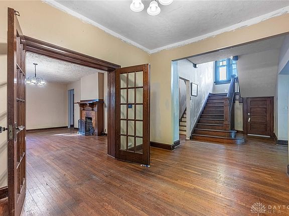 4th image of 162 Lexington Ave