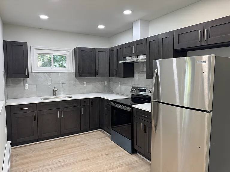 594 N Church St #2 — Photo 1