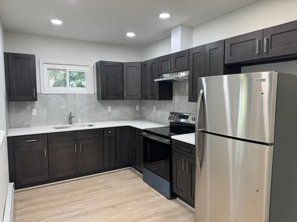 594 N Church St Unit 2, Hazleton, PA 18201
