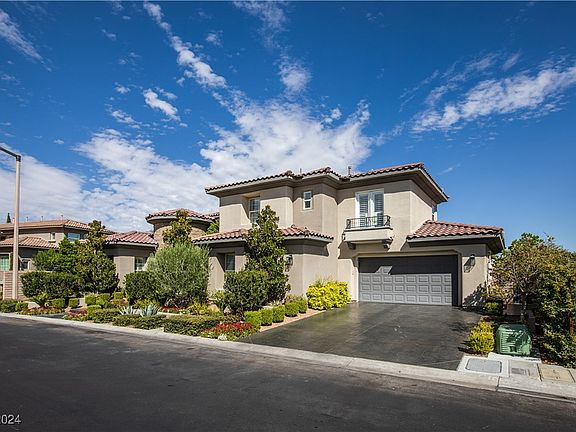 2nd image of 704 Chervil Valley Dr