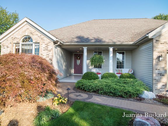 5th image of 8893 Southridge Ct SW