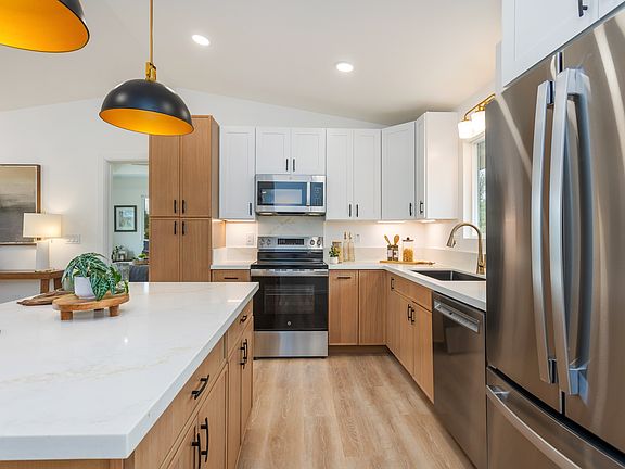 5th image of 16-2154 Treefern Dr